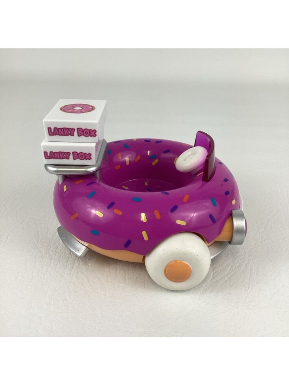 Lanky Box Series 4 Happy Friends Donut Mobile Pull Back Vehicle Toy Bonkers - Picture 5 of 7